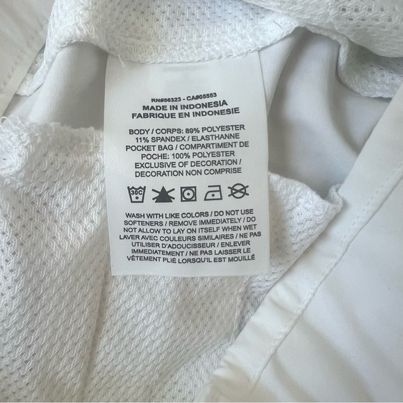 Nike Women’s Golf Bermudas Size S White NWT - Picture 9 of 10